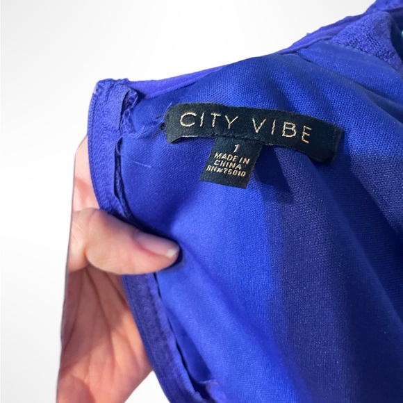 City vibes sparkling royal blue crop halter top size small. - Picture 2 of 3